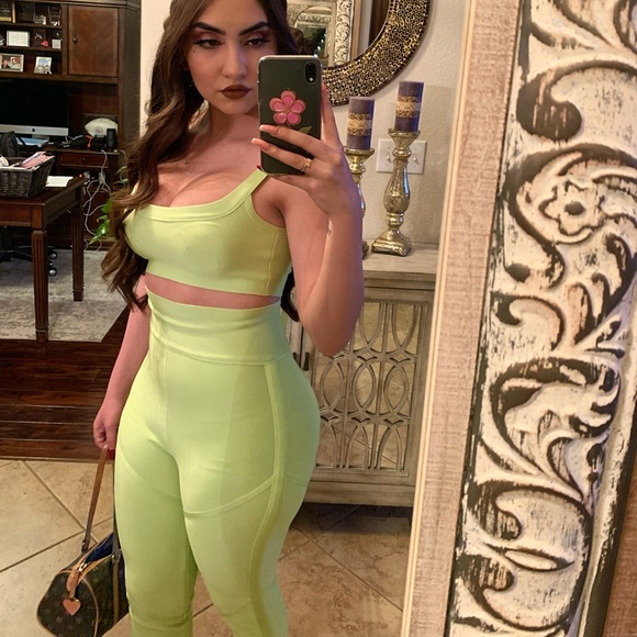 LIME GREEN MESHKI PANT AND TOP SET - Picture 4 of 4